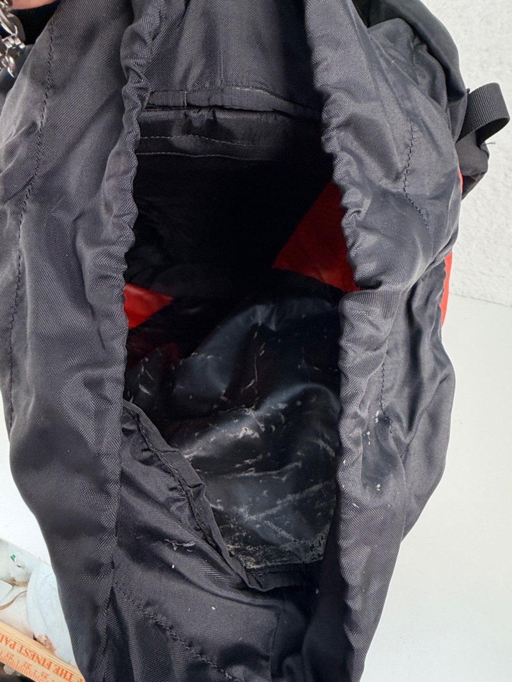 Arc’teryx Bora 30 Hiking Backpack Black Red Technical Daypack - Picture 14 of 14
